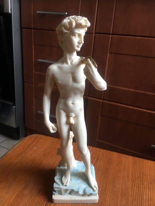 Sprzedam figurkę Dawida-replika rzeźby Michała Anioła