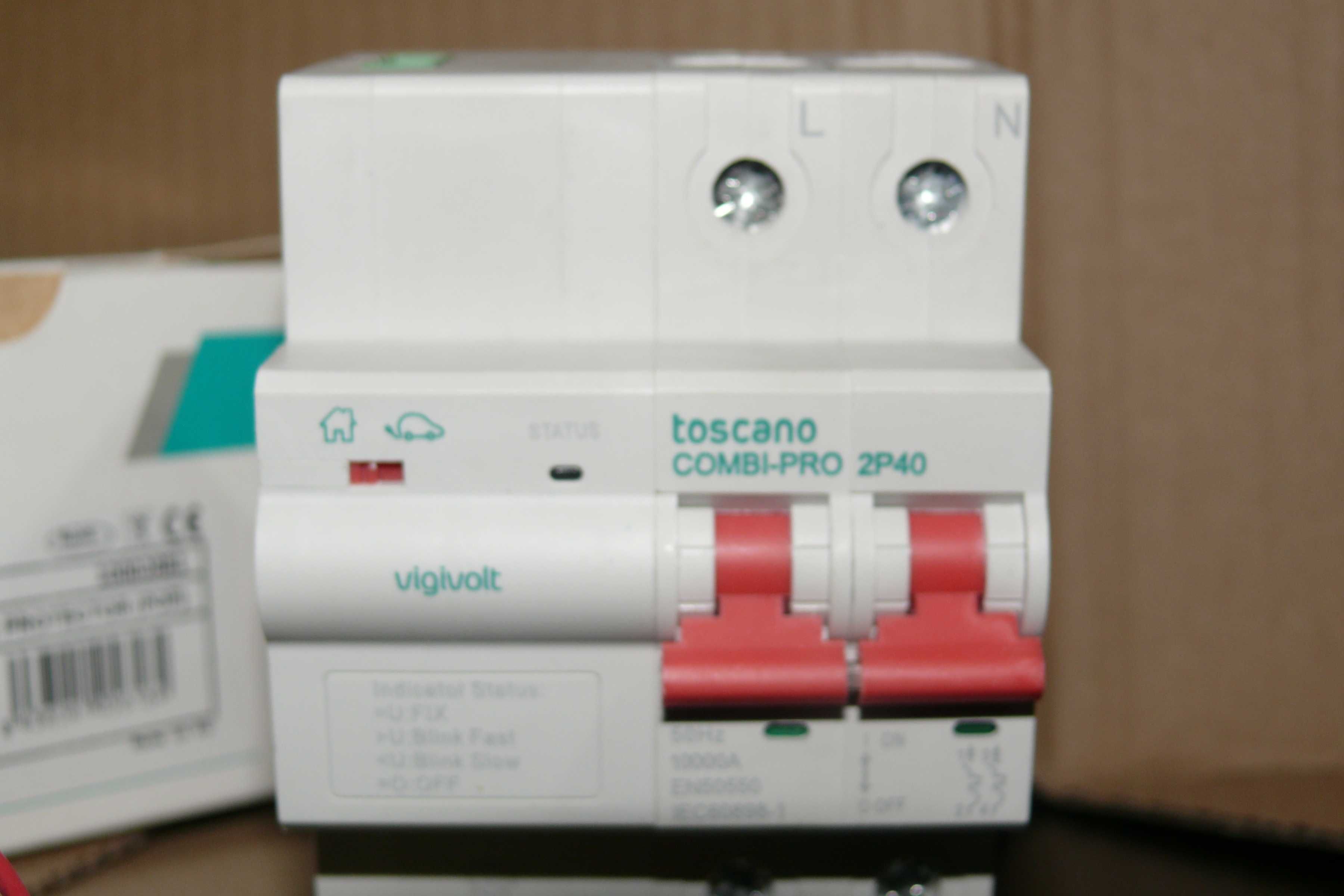 Disjuntor - Toscano COMBI-PRO 2P40 PMT.