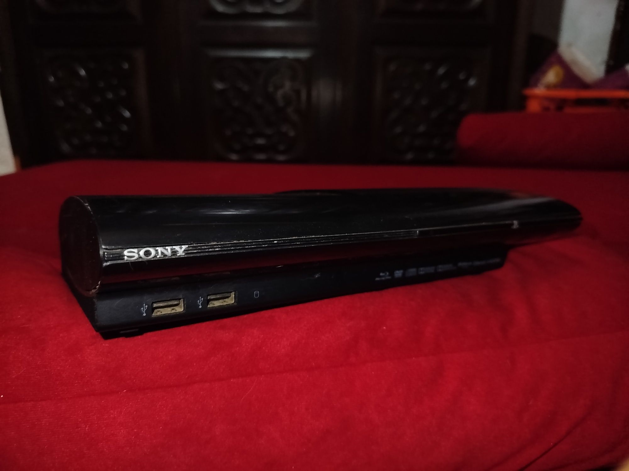 Playstation 3 com 4 comandos