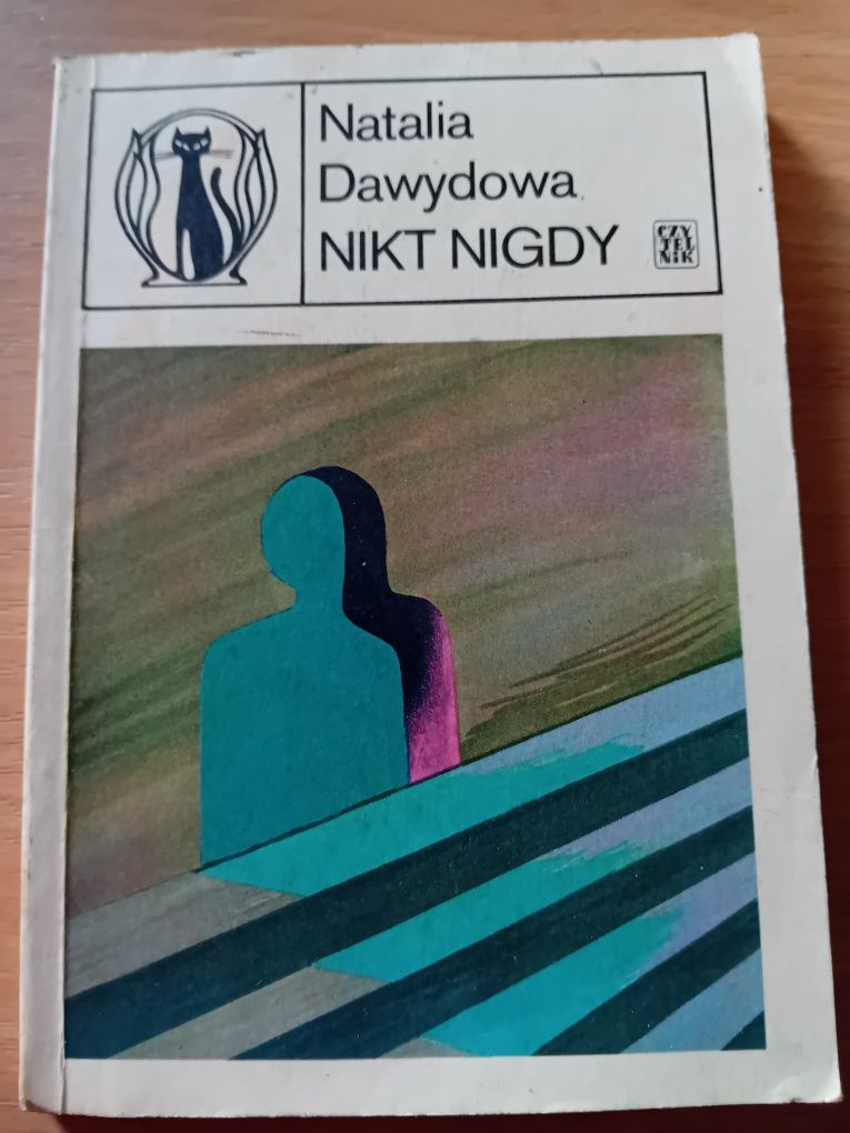 "Nikt nigdy" Natalia Dawydowa