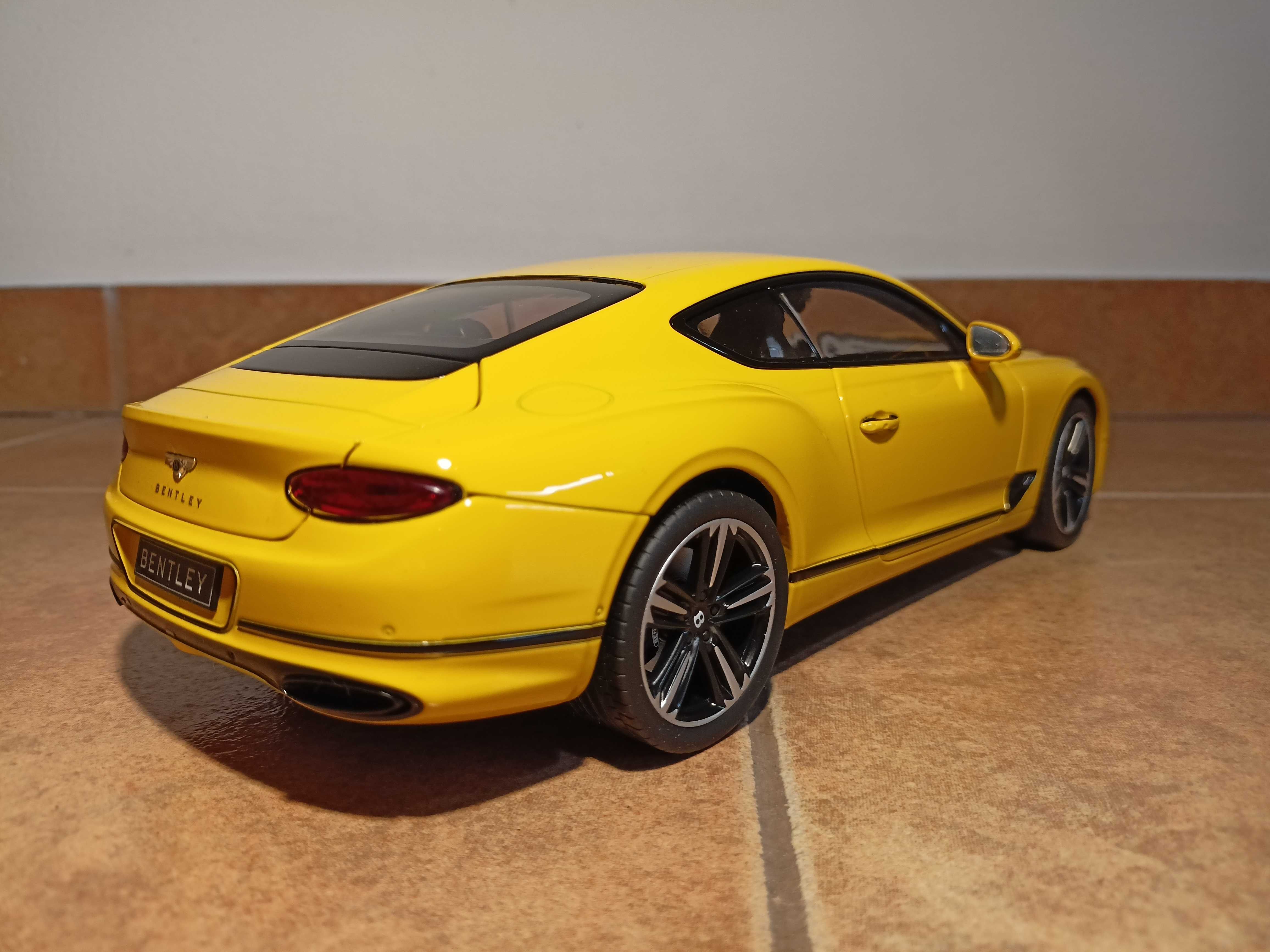Bentley Continental GT 2018 model w skali 1:18 Norev/otwierane element