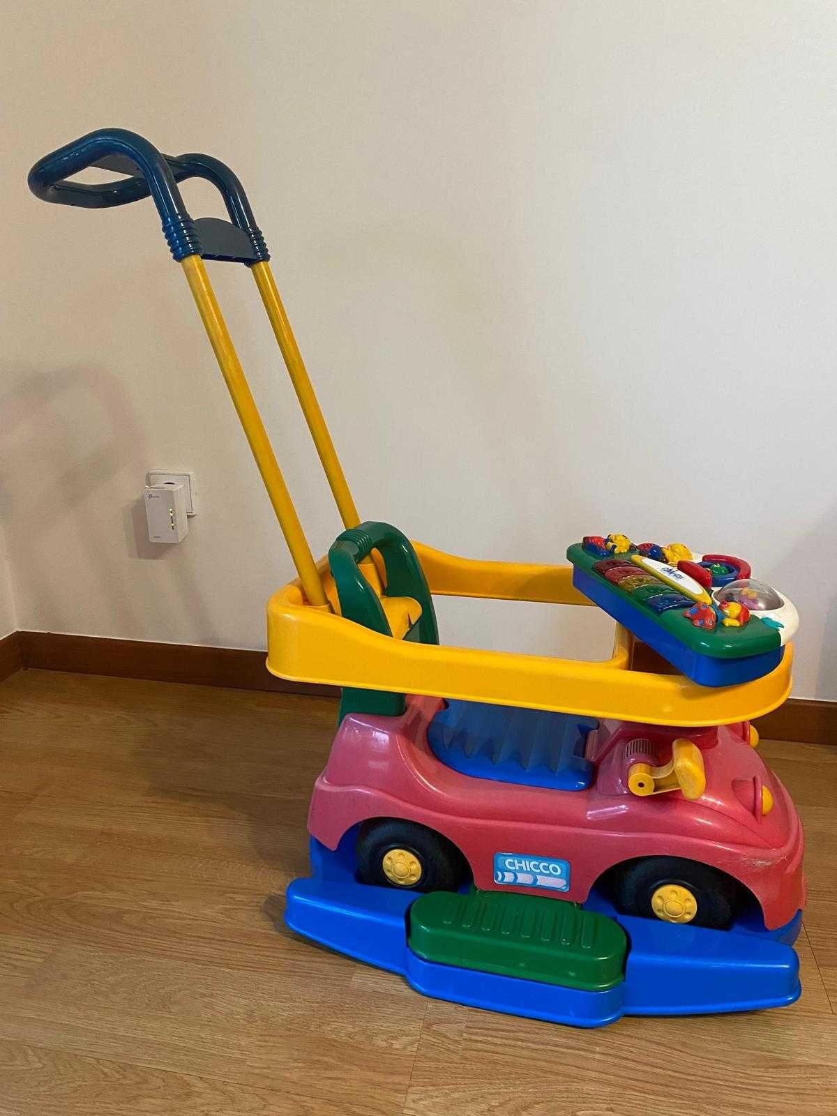 Carrinho andador Chicco, 4 em 1