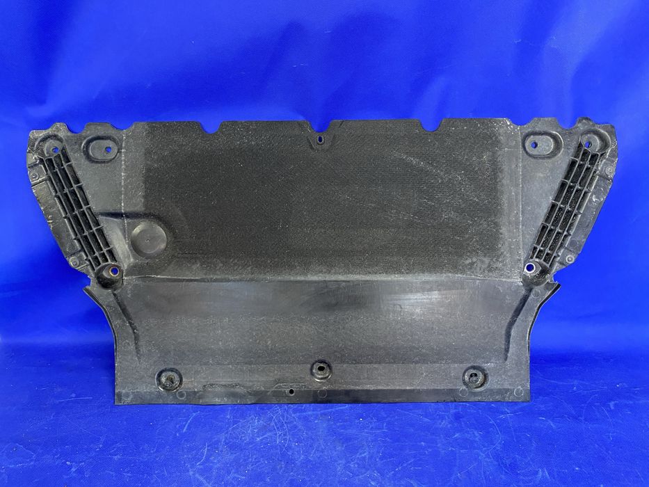 OSŁONA silnika AUDI A4 B9 płyta pokrywa dolna oryginał 43 km przebiegu