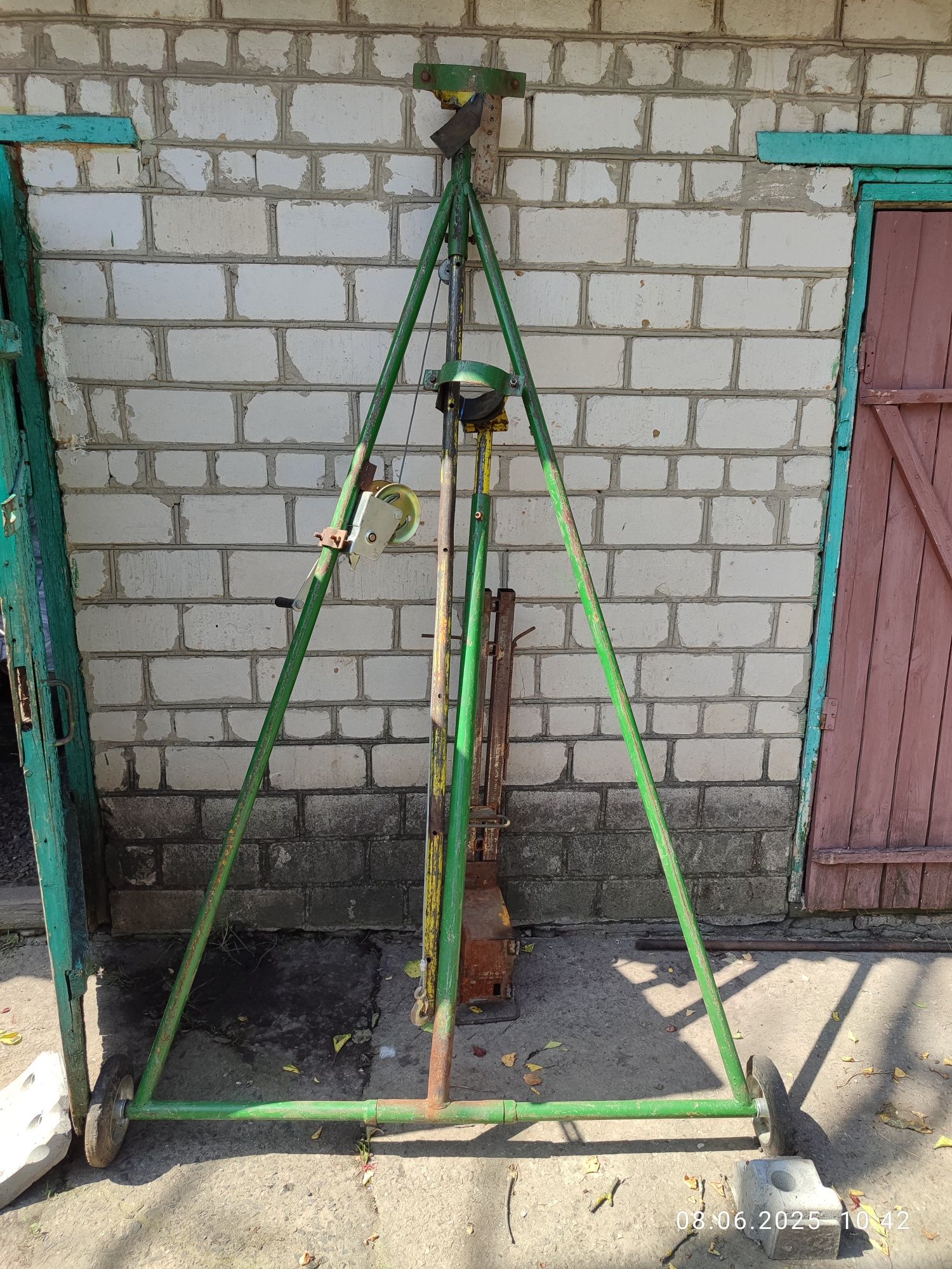Шнековий погрузчик, навантажувач зерна