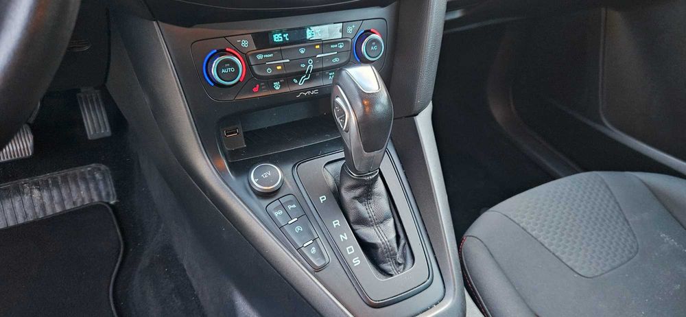 Ford Focus automat