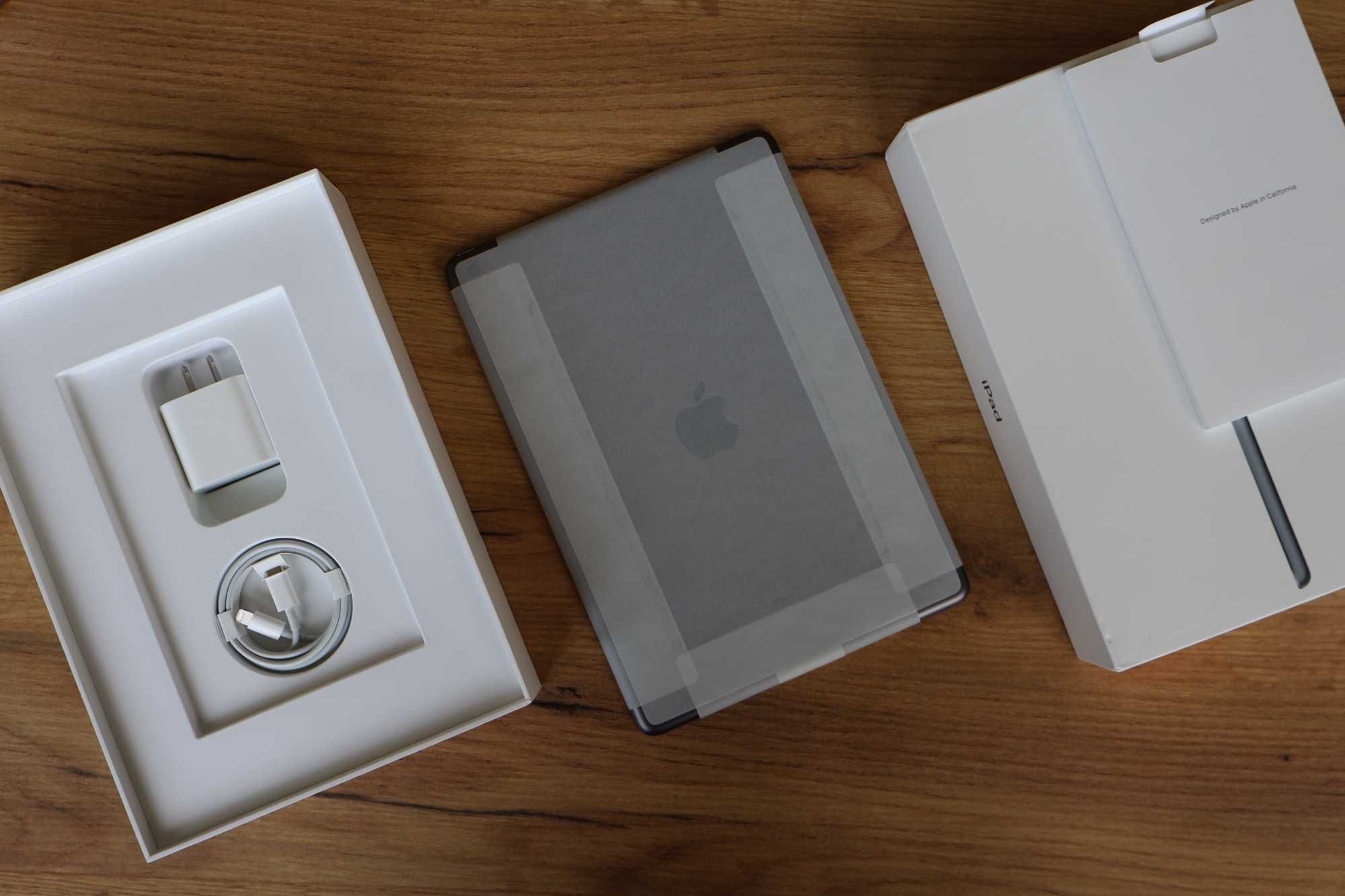 Новий Apple iPad 10.2 2021 (9-Gen) 64Gb Space Gray/Silver A2602 Wi-Fi