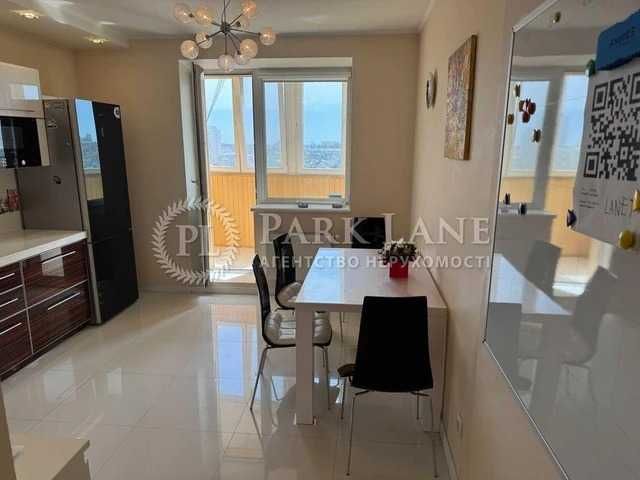 Київ, 2к.кв в ЖК Голосієво, м.Голосіївська-5хв, генератор, поруч парк