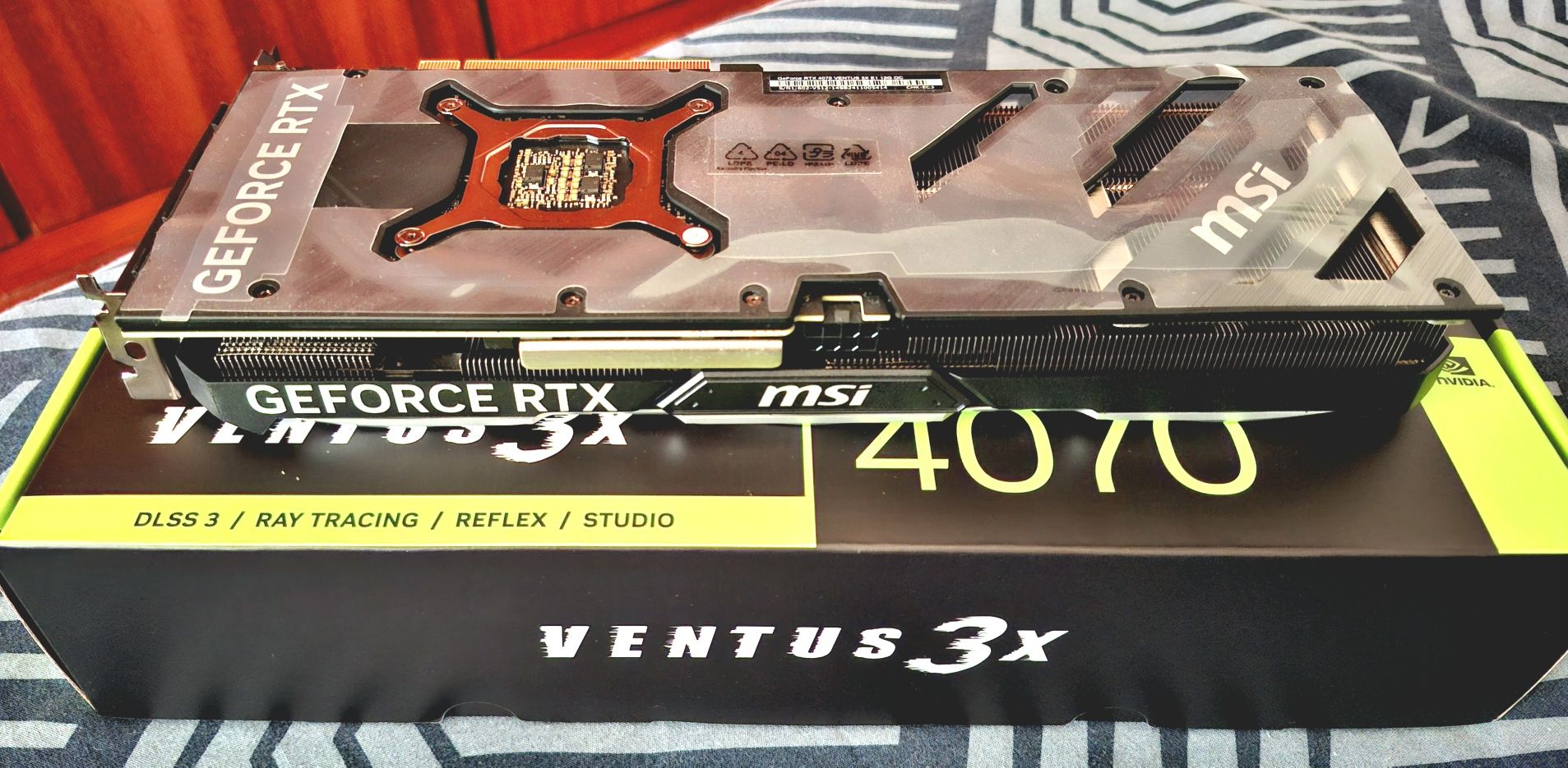 Placa gráfica Nvidia RTX 4070 nova c/ garantia