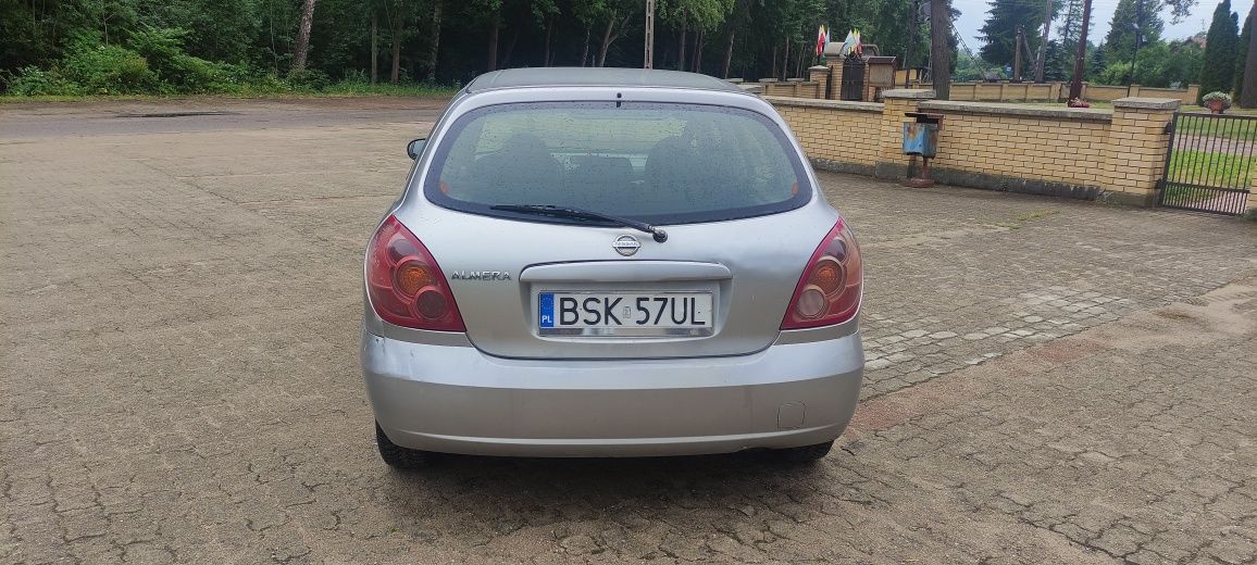 Nissan almera 1.5b