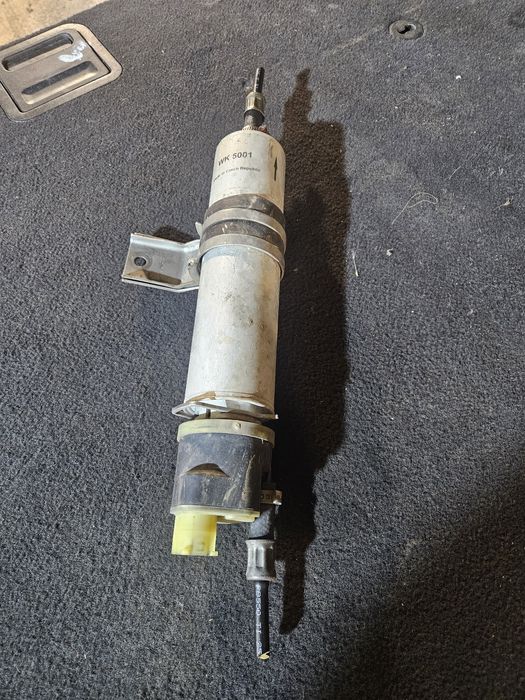 Podgrzewacz Filtra paliwa Bmw E90 E91 E92 E93 E87 E81 E60 E61  4 Pin