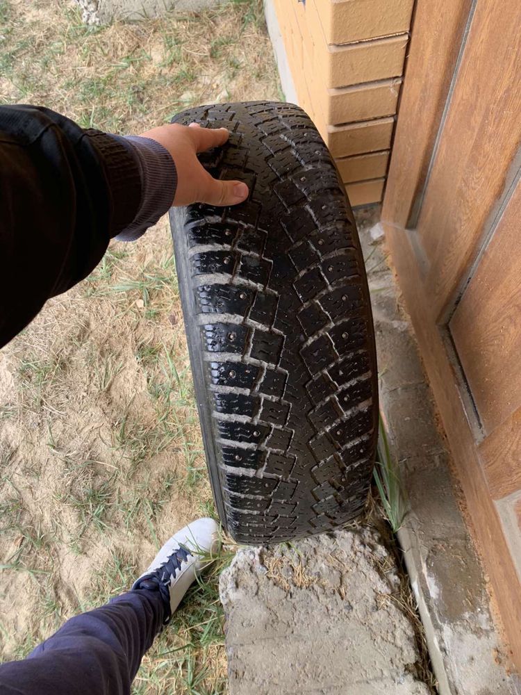 Колеса на VW т4 nokian