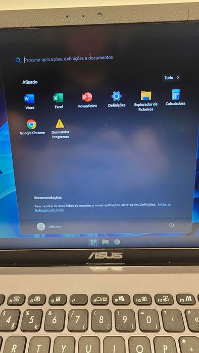 Portatil Asus i3 10a geração, 8Gb, 250Gb nvme