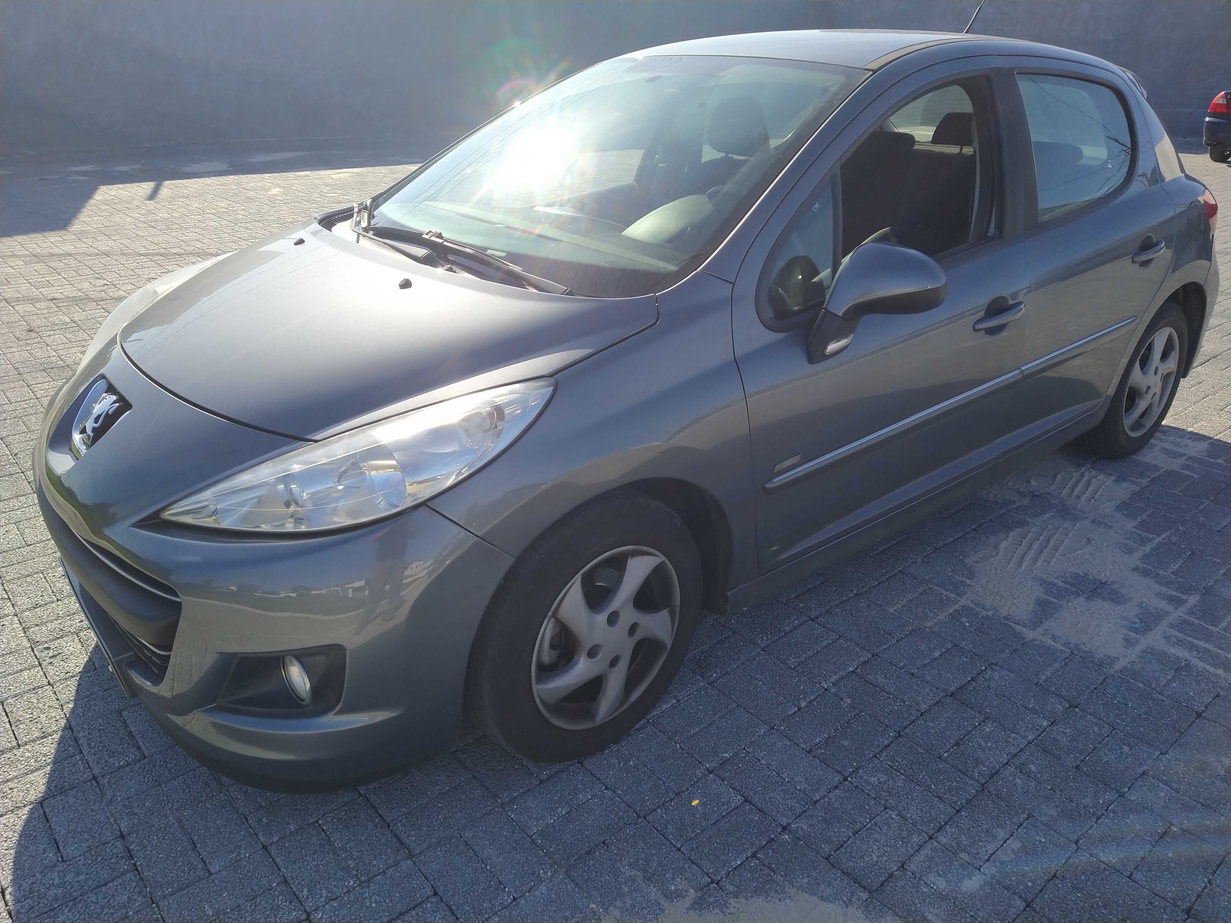 Peugeot 207 99G 1.6hdi