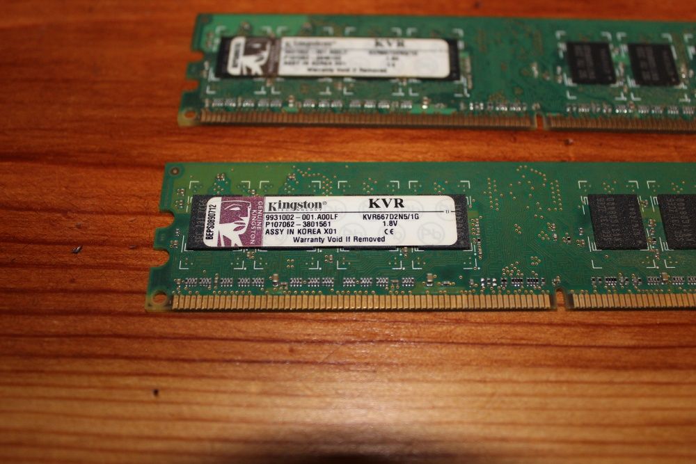 4 Módulos Memória RAM Kingston 1Gb DDR2 667MHz