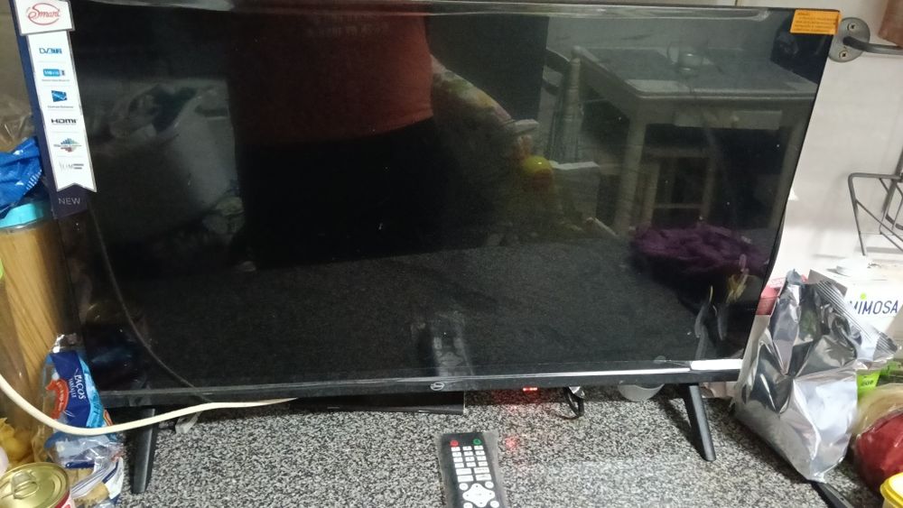 Smart tv 32 polegadas praticamente nova