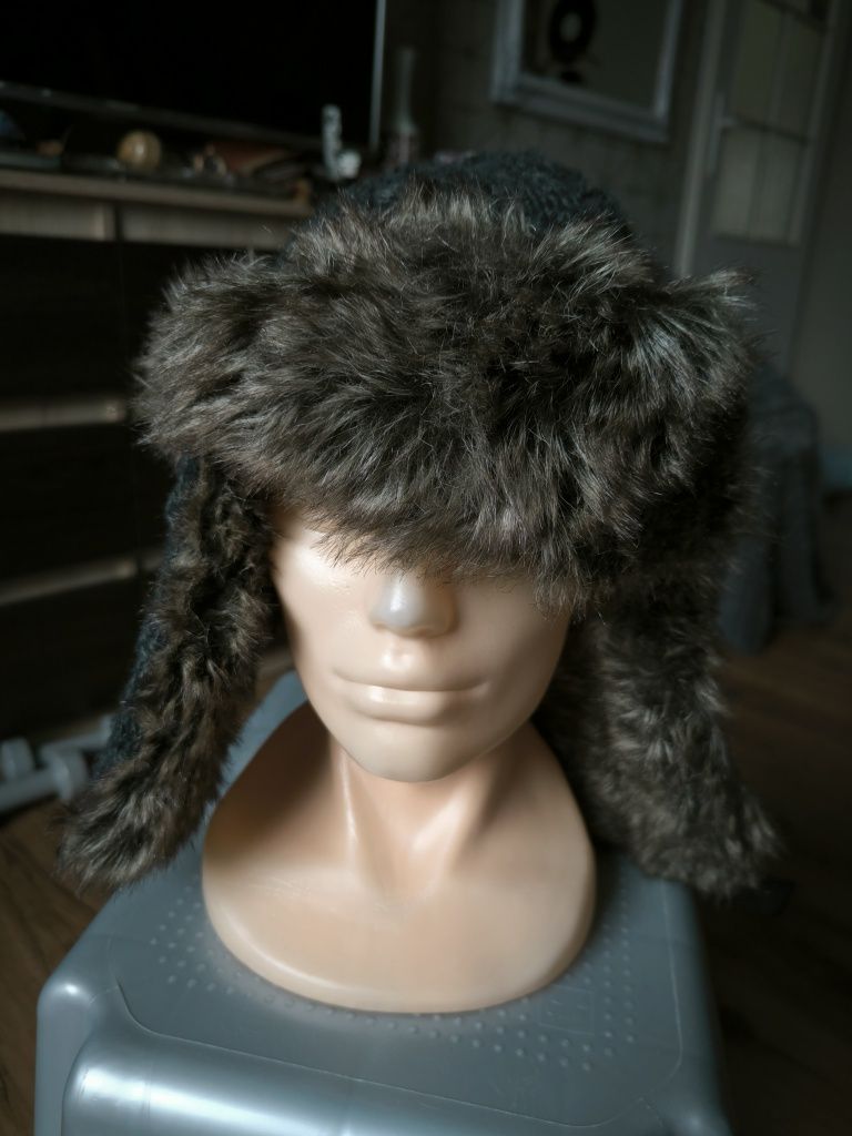 Mountain Warehouse czapka uszatka z futerkiem szara zimowa ciepła