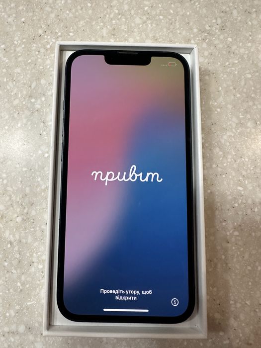 Продаю Iphone 13, 128gb. Колір mignight