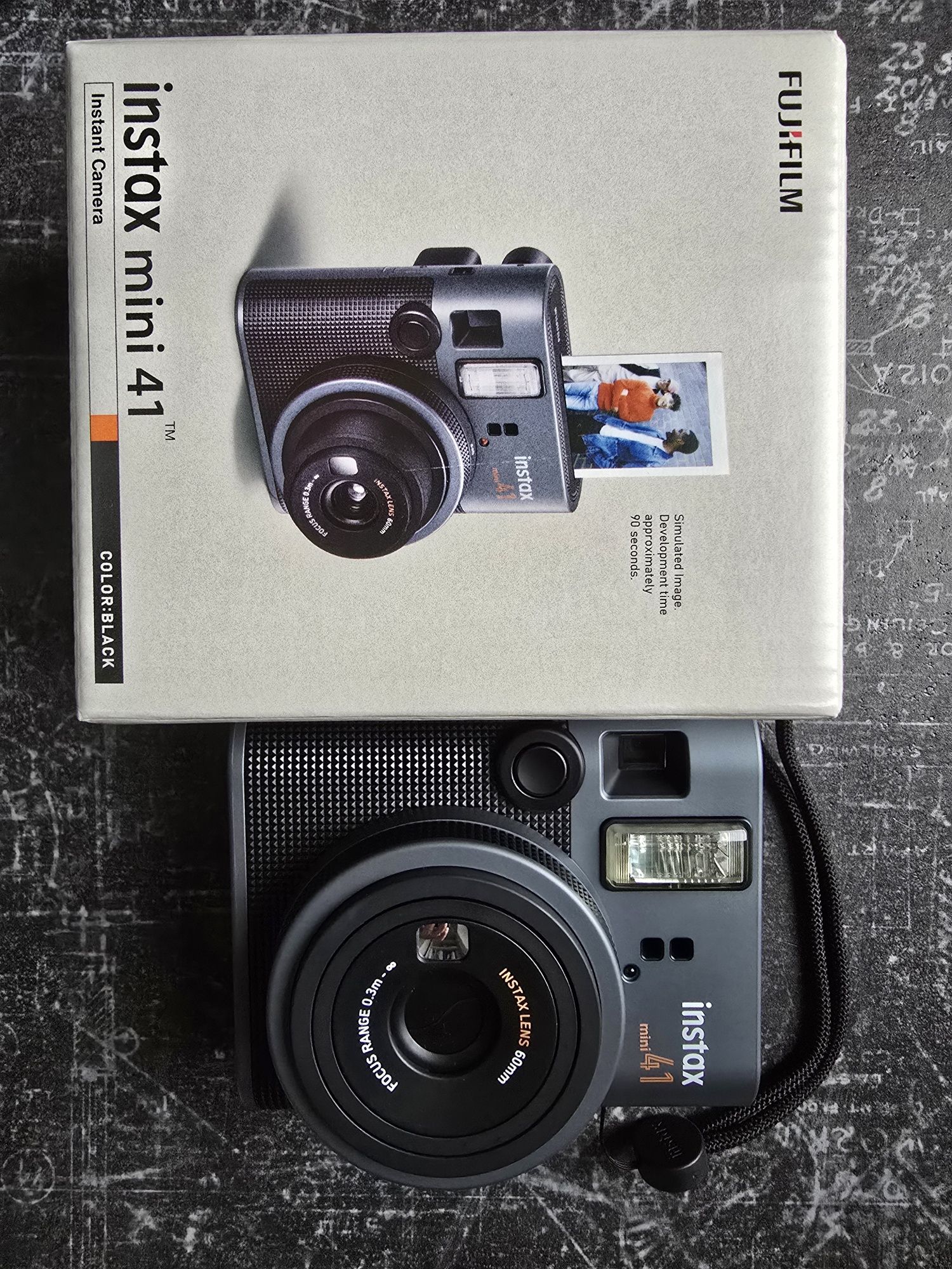 Fujifilm instax 41 mini з картриджем.