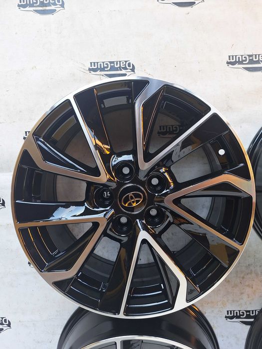 Felgi aluminiowe 5 x 114,3 R 17 Alufelgi oryginalne Carbonado Toyota