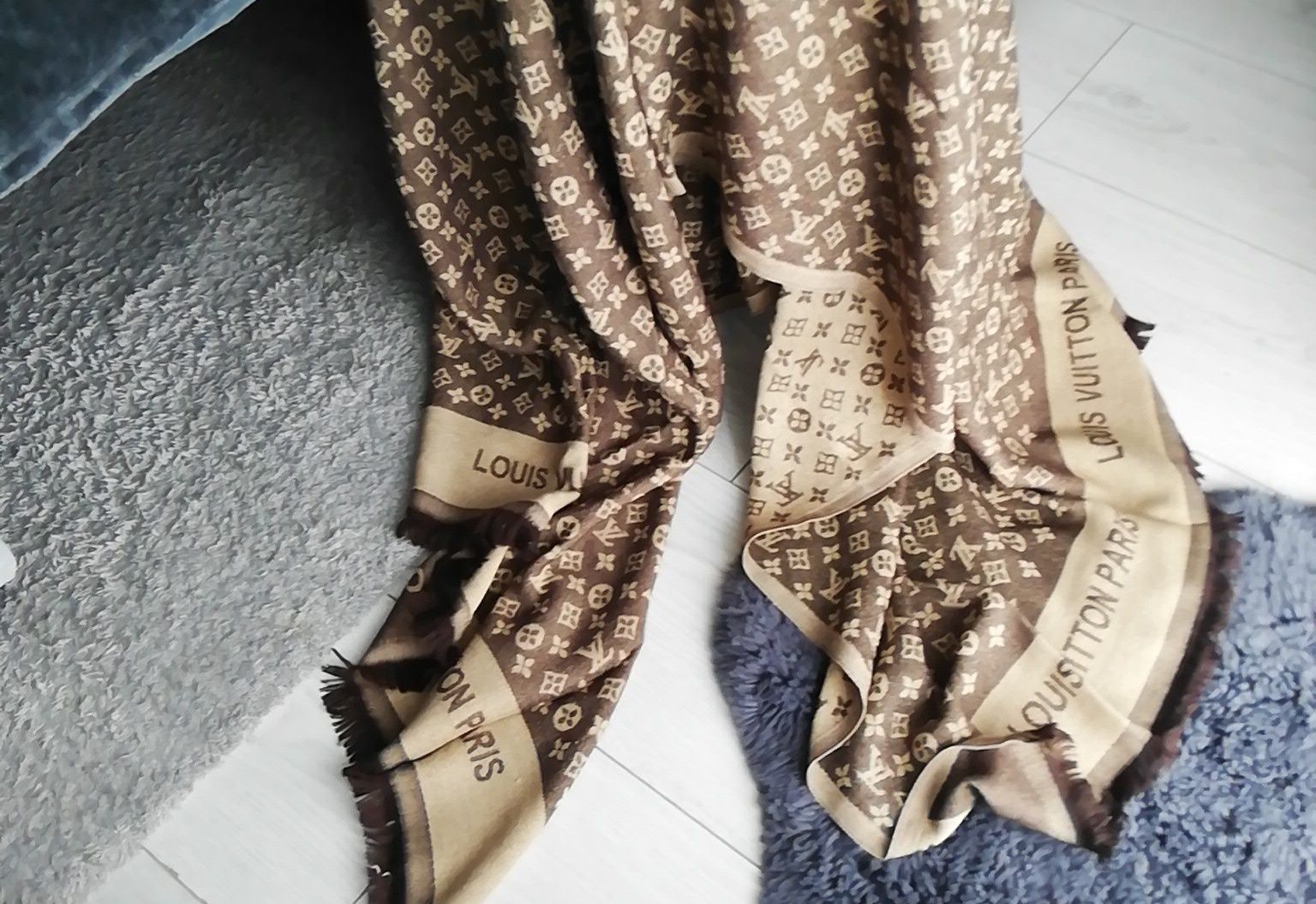 Szal LV monogram brąz beż Louis Vuitton LV premium