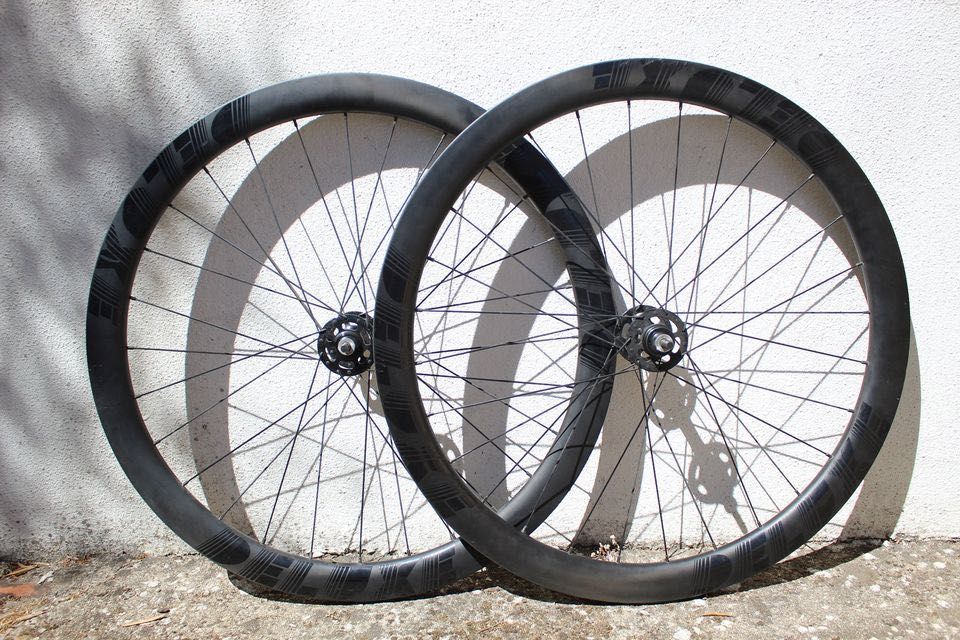 Rodas Carbono Deluxe Cycles Fixed Gear / Single Speed