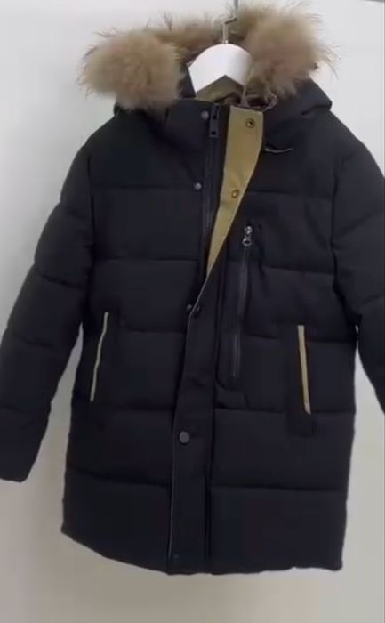 Зимова куртка (пуховик) на хлопчика