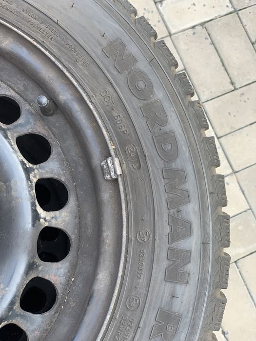Шины зимние Nokian Nordman RS 195/65 R15 95R на дисках