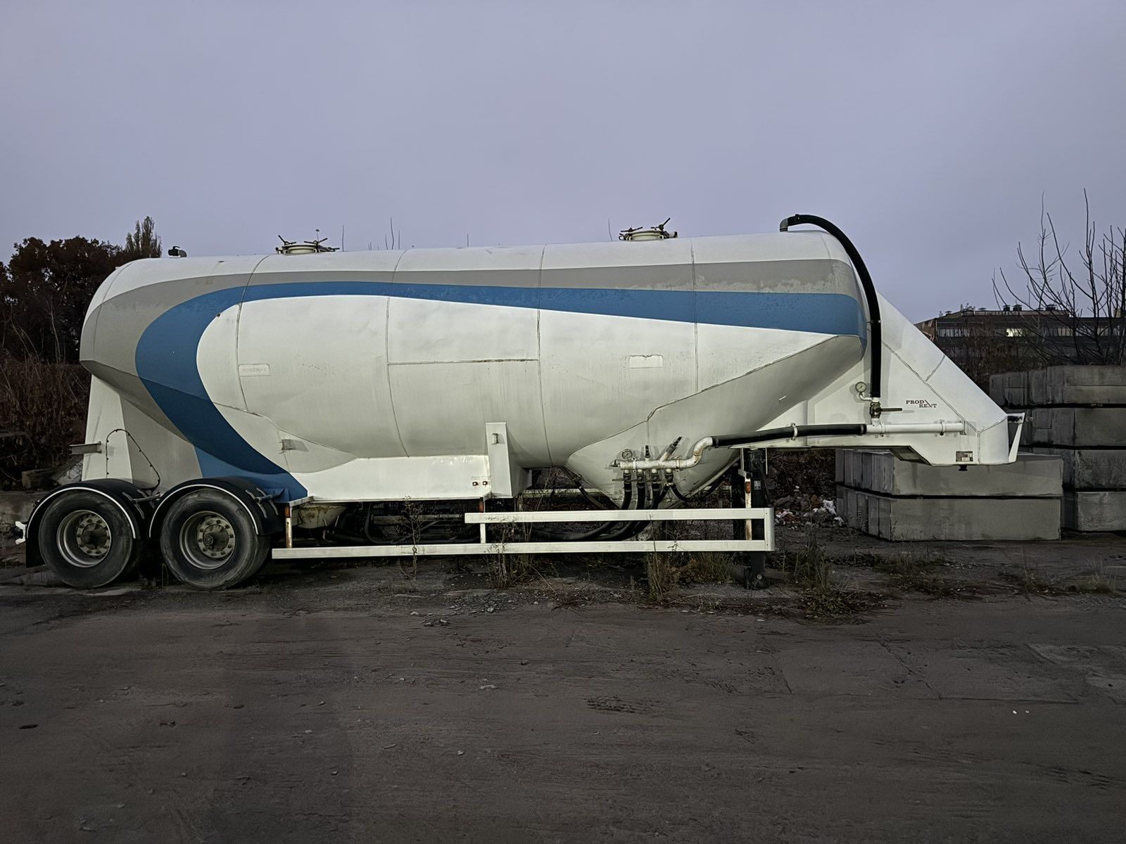 Прицеп цементовоз 2007
