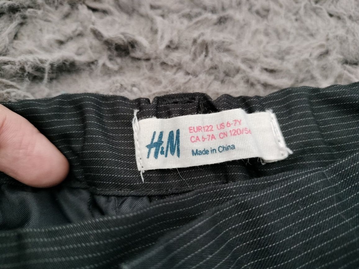 Eleganckie spodnie chłopięce H&M, rozm. 122