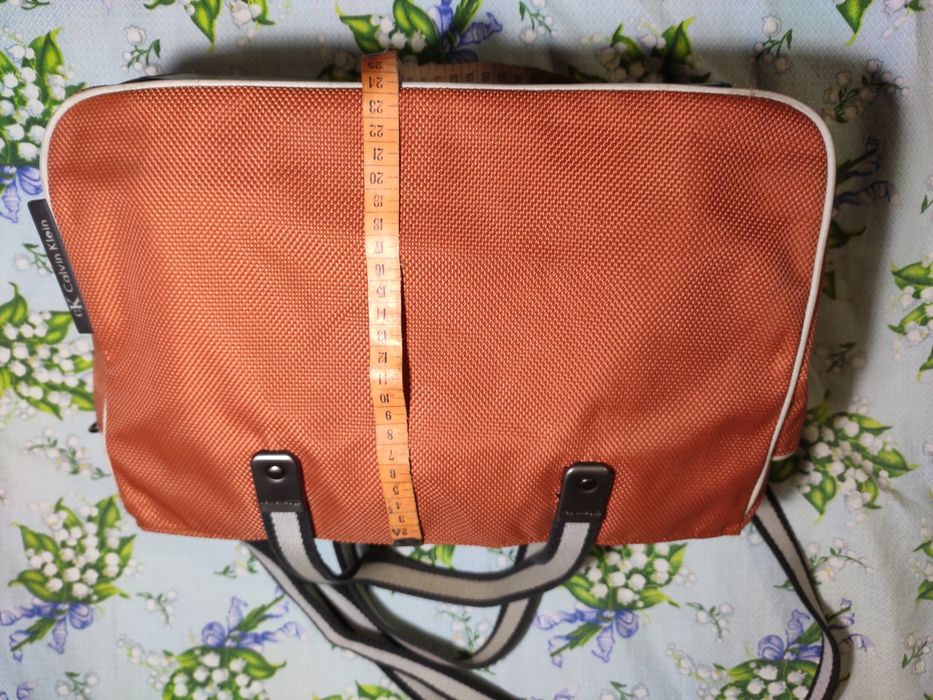 Сумка Calvin Klein.