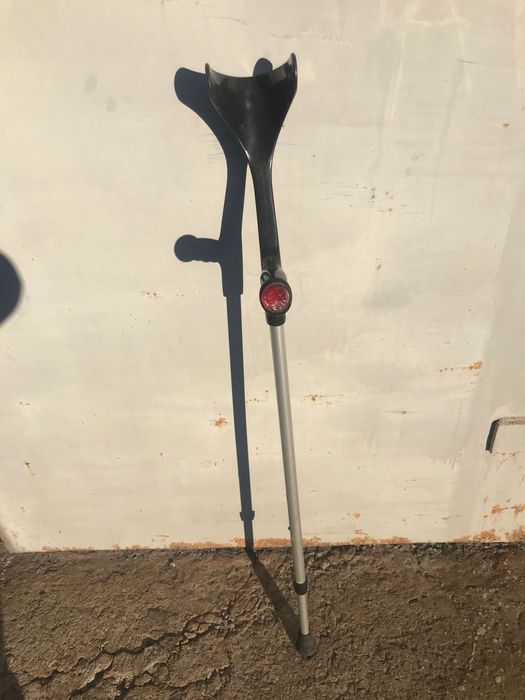 Милиця і тростина 1 комплект. б/у.