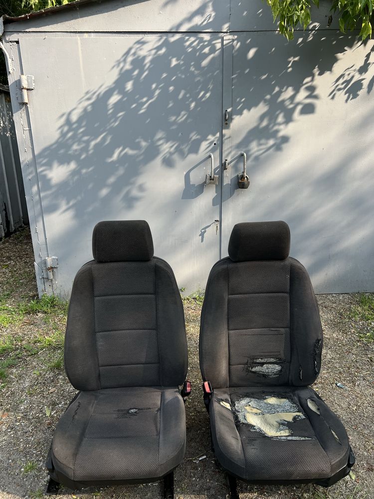 Продам сидение BMW e30,e36,e46. Под перешив.