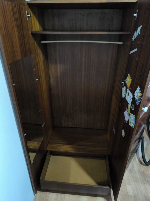 Conjunto de quarto para criança em madeira maciça