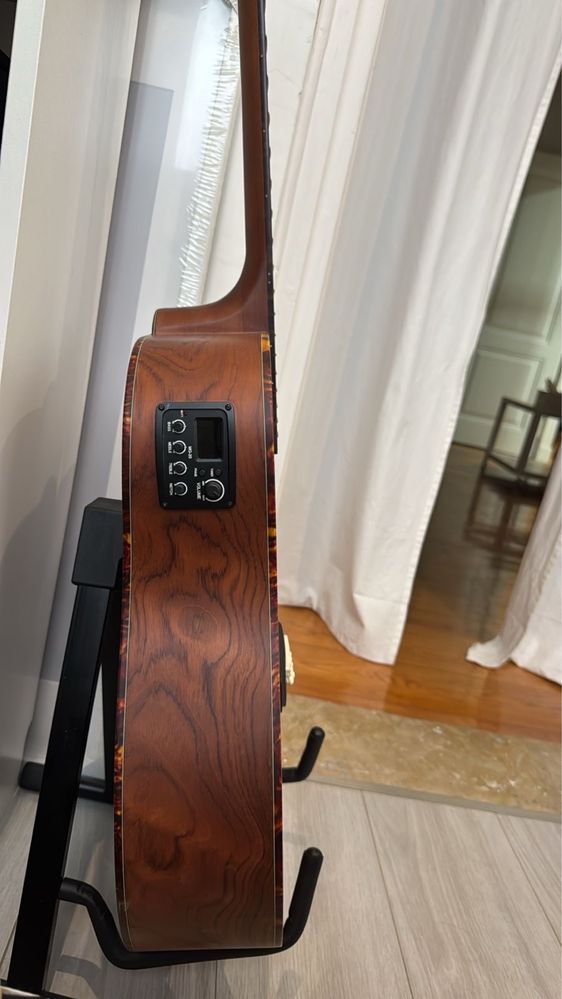 Violão J & D D-150SCE NT Natural – com case e suporte