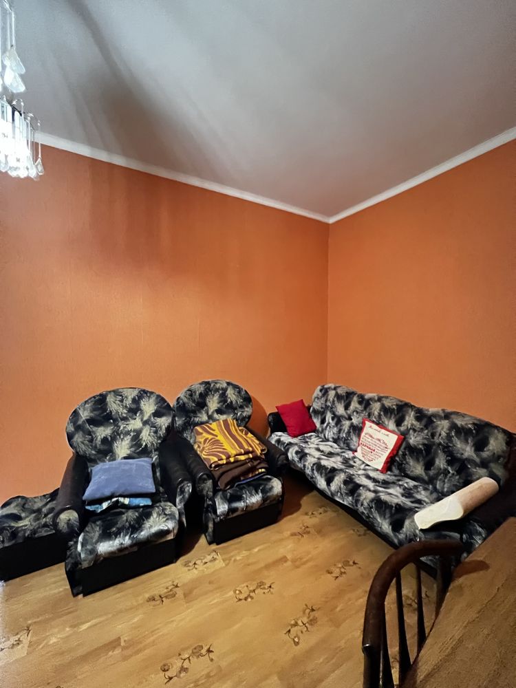 В Продажу 3 к к в Лісках / вул. Курортна