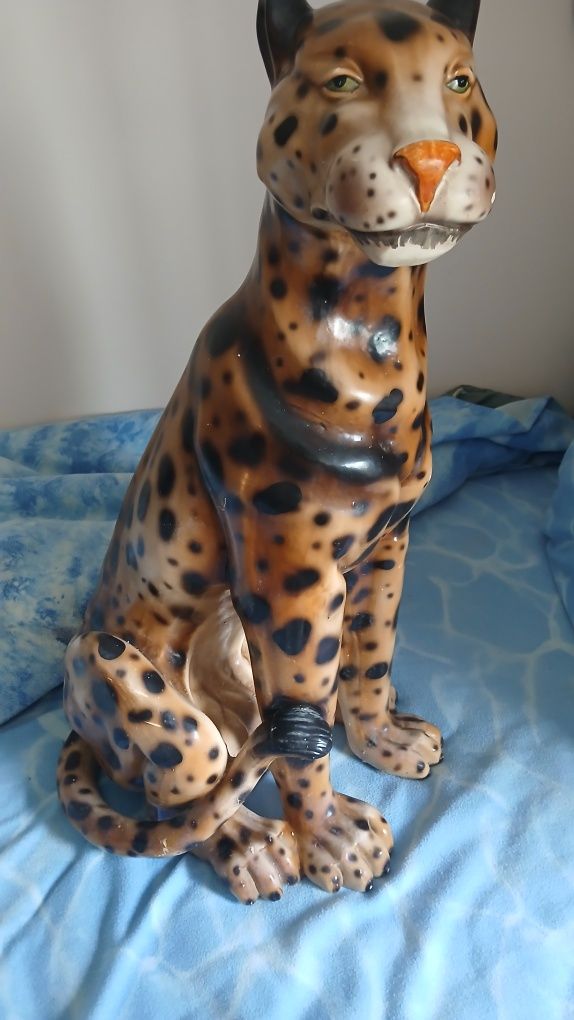 Pantera porcelana