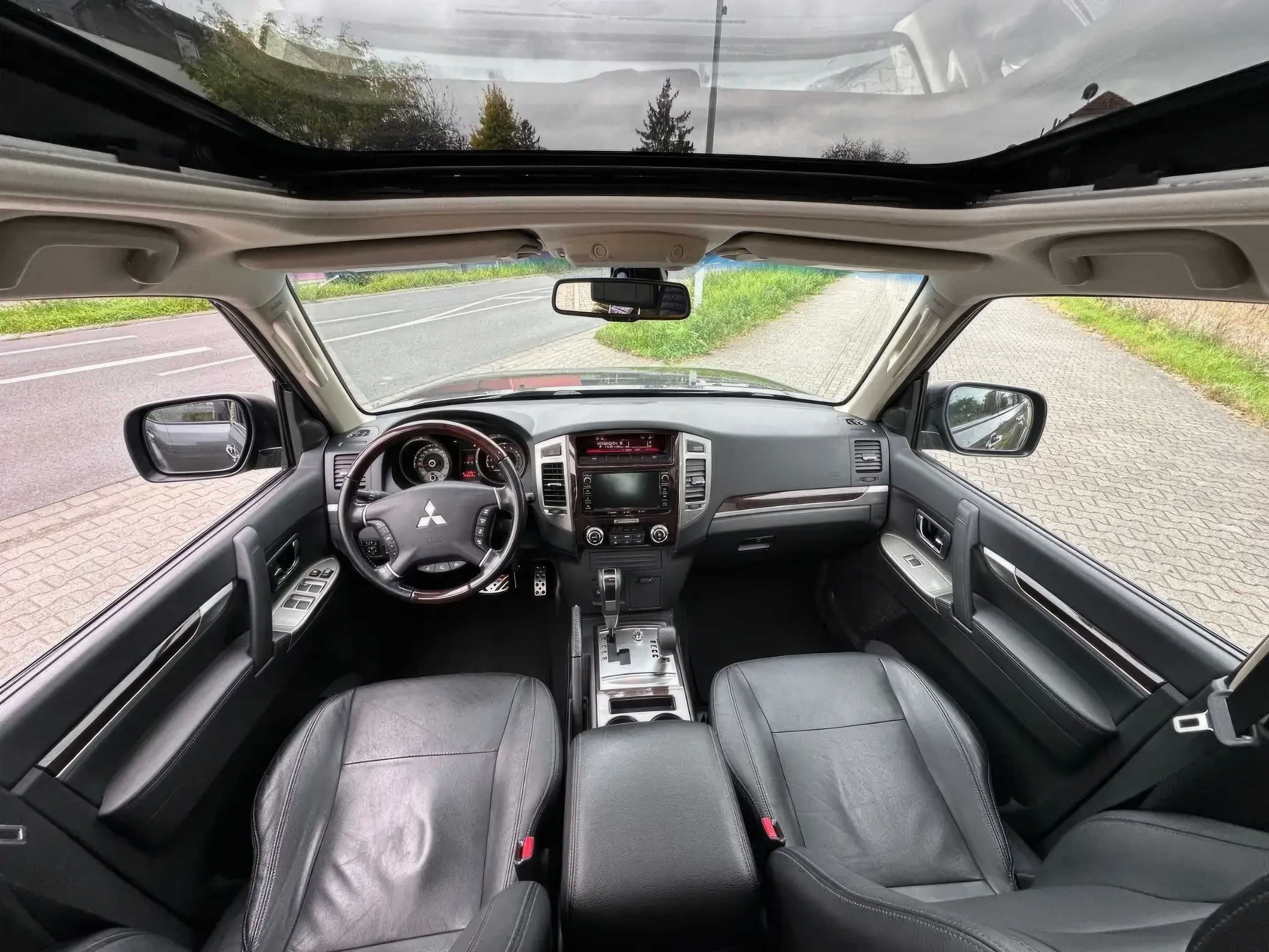 Mitsubishi Pajero 2018