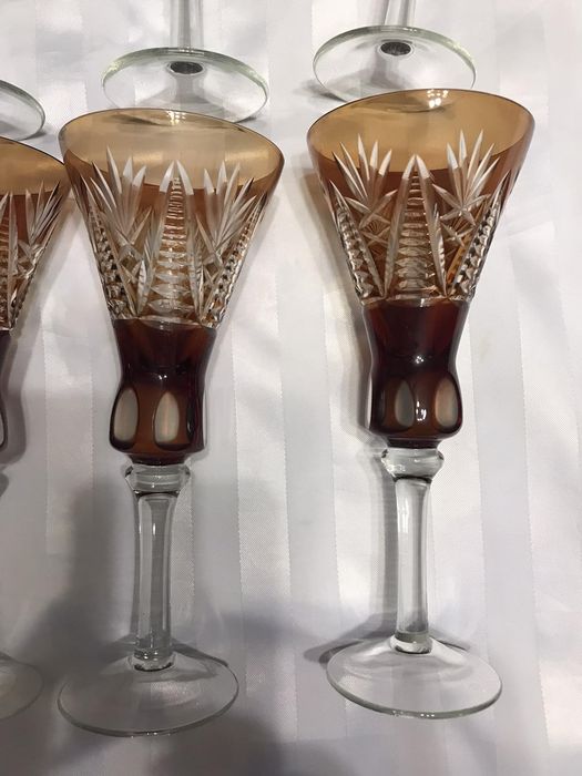 Бокалы для вина цветное стекло