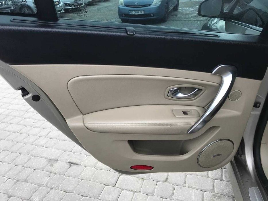 Продам Renault Latitude 2011р. #71800