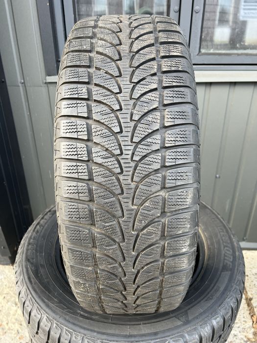 Зимові шини 235/60/18 Bridgestone Blizzak LM-80