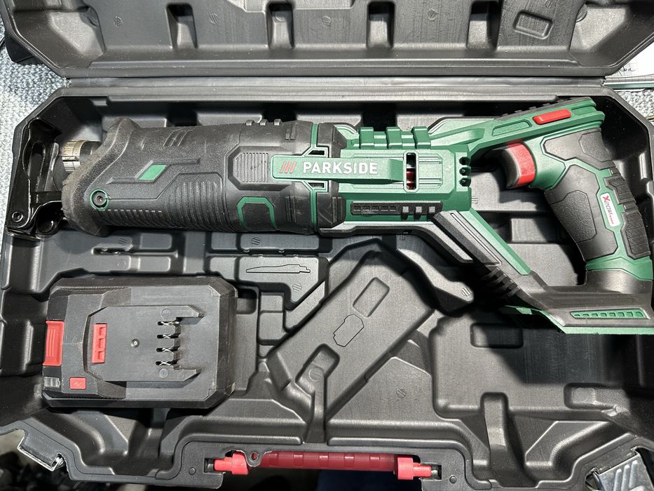 PARKSIDE - Serra de Sabre combinado a bateria 4A