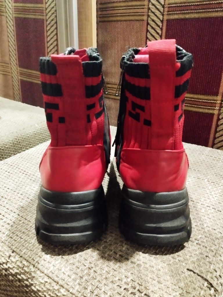 Сапоги ботинки красные червоні 37р.