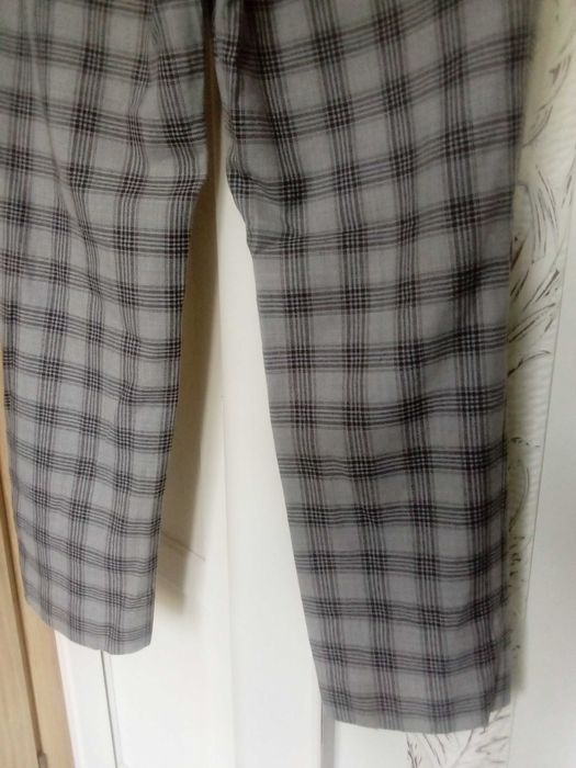 jak NOWE wełniane egipskie spodnie casual XL męskie klasyczne w kratę