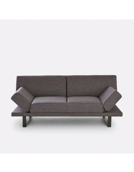 Sofa cama em tecido texturizado
