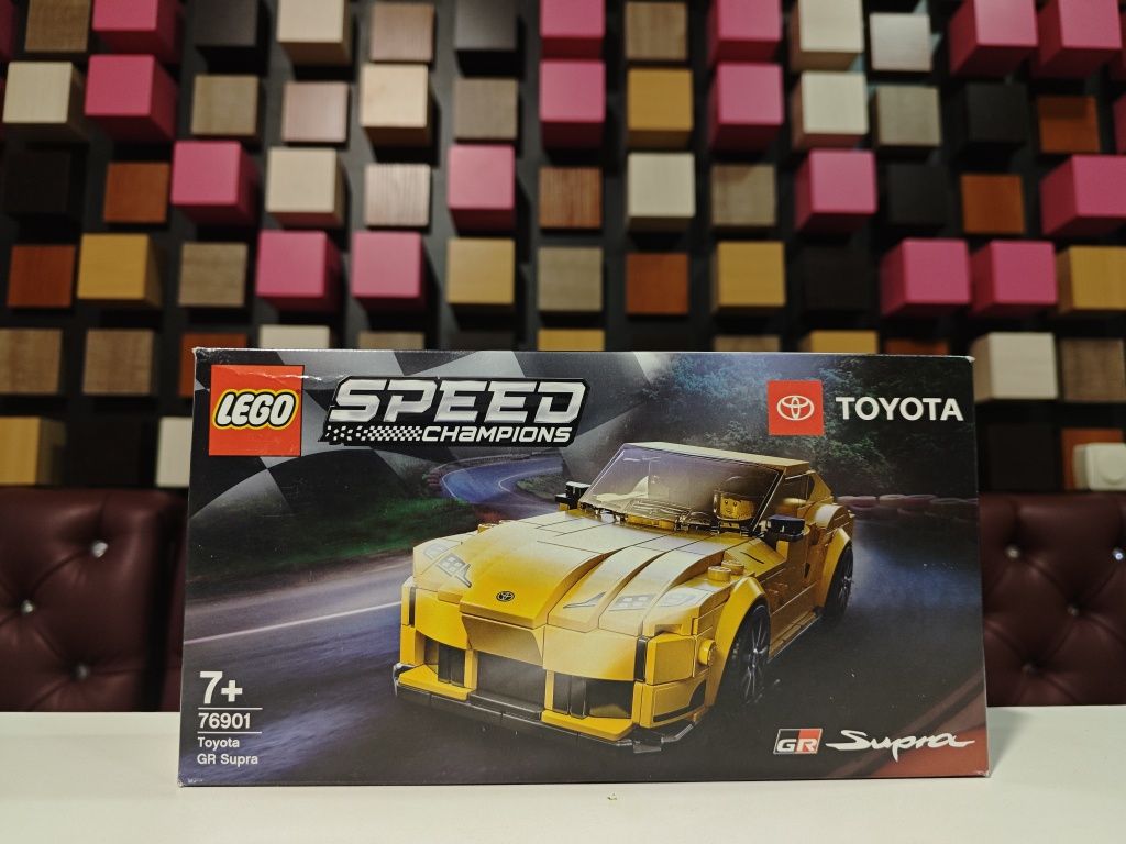 Конструктор LEGO Speed Champions 76901 Toyota GR Supra (299 деталей)