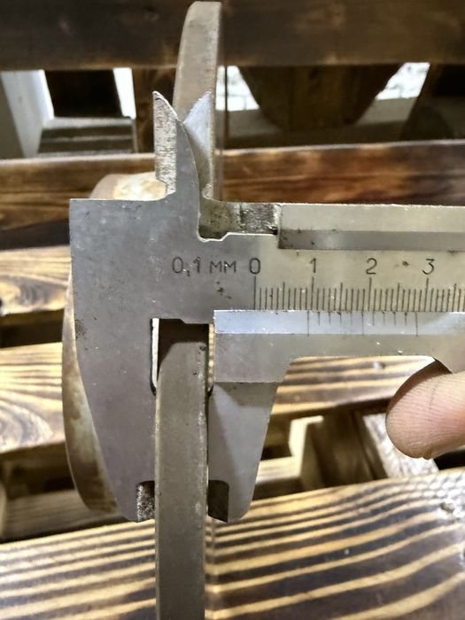 Продам гальмівні диски з колодками на Golf 7