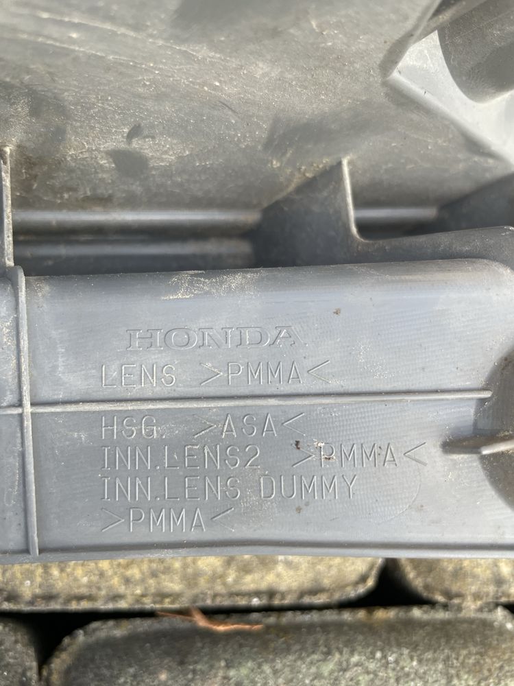 Стоп/ Фонарь задній правий Honda CRV-4