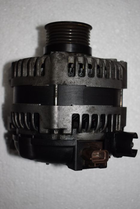 Alternator Ford Focus mk2 C-max 1,6 tdci 150A ORYGINALNY