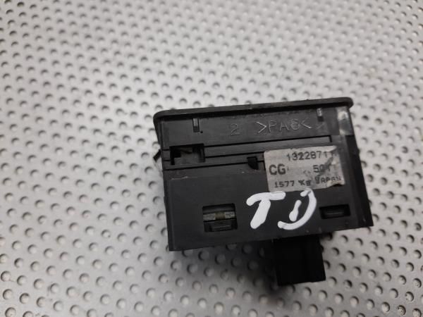 Comando / botão / interruptor vidros trás direito OPEL Astra H Hatchba