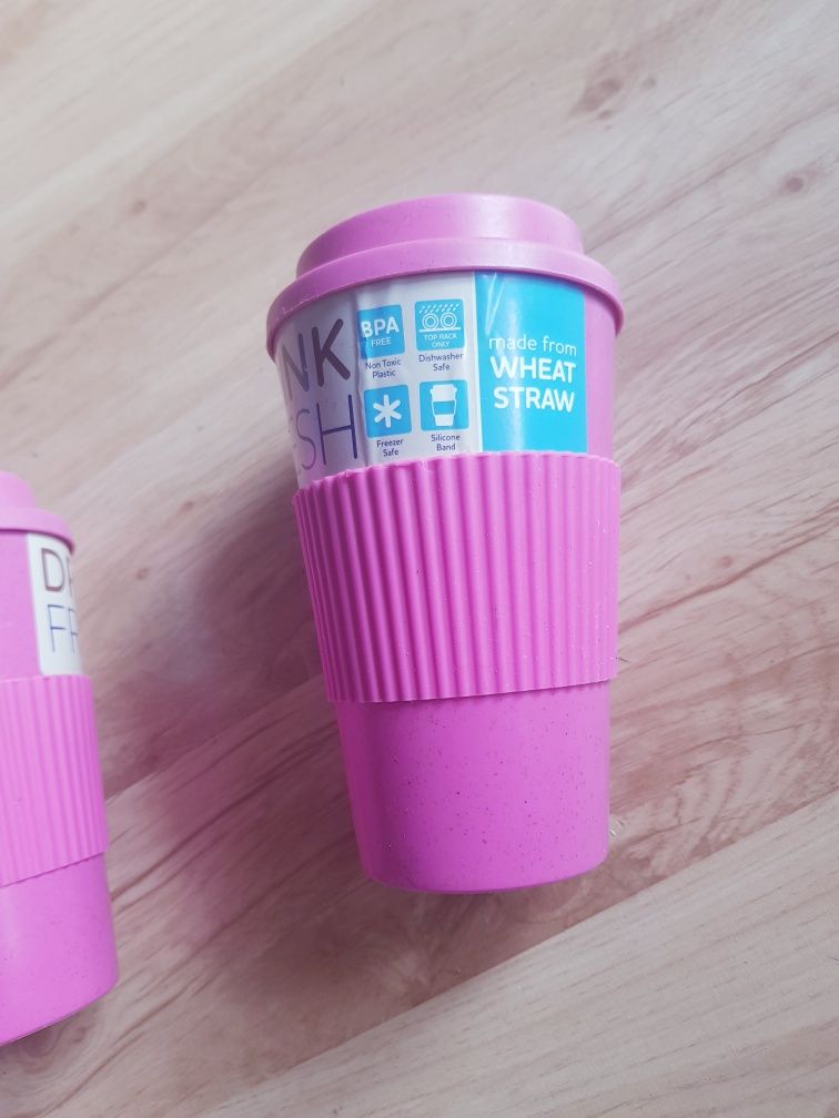 Dwa nowe  Kubki podróżne na napoje atest- 2 sztuki